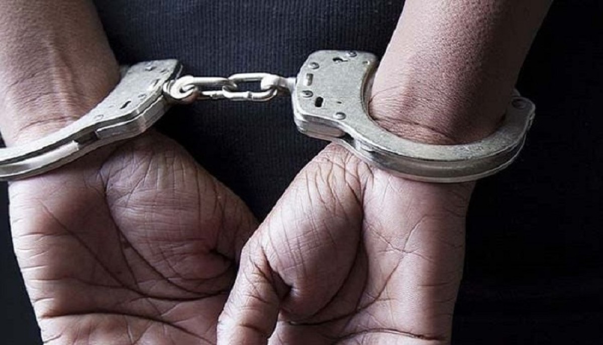 রাজধানীতে বিপুল পরিমাণ মদ, মাদকসহ আটক ৩৬