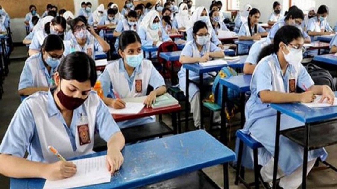 ছয় শিক্ষাবোর্ডে সোমবারের এসএসসি পরীক্ষাও স্থগিত