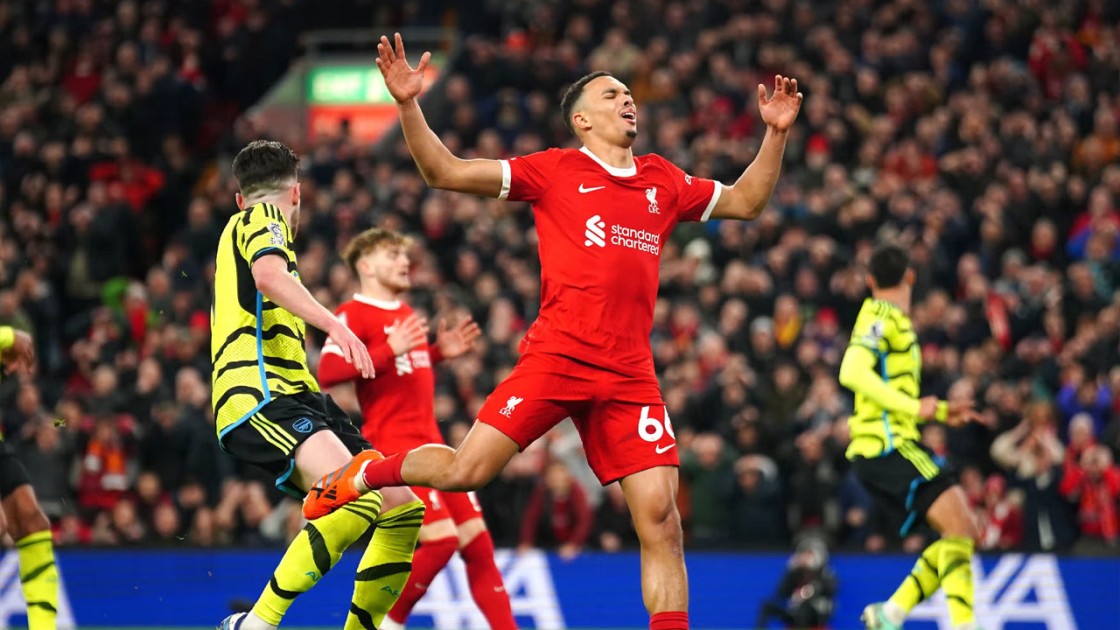 লিভারপুলের সাথে ড্রয় করে বড়দিনের আগে শীর্ষে আর্সেনাল