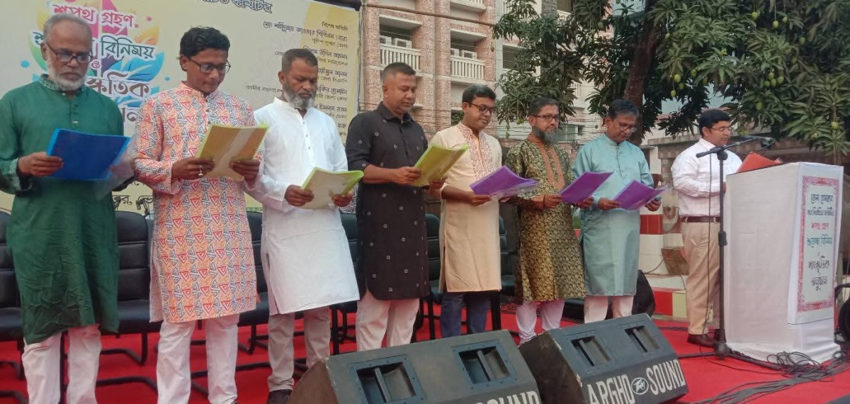 শপথগ্রহণ অনুষ্ঠানটি আমার জন্য স্মৃতিবহ হয়ে থাকবে :  ভোলা প্রেসক্লাবের শপথ অনুষ্ঠানে জেলা প্রশাসক ডা. শামীম রহমান